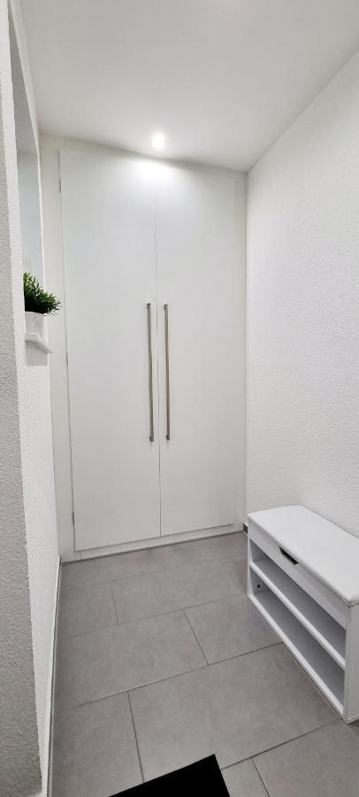 New Modern Selfcheckin Publicfreeparking Highspeed Wifi Kingsizebed Lägenhet Baden-Baden Exteriör bild